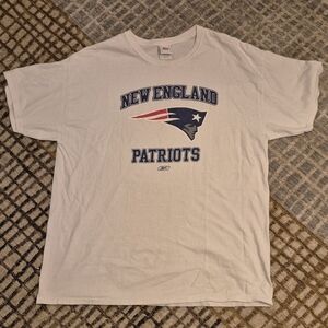 NFL New England Patriots White Tee with Blue Lettering Size XL